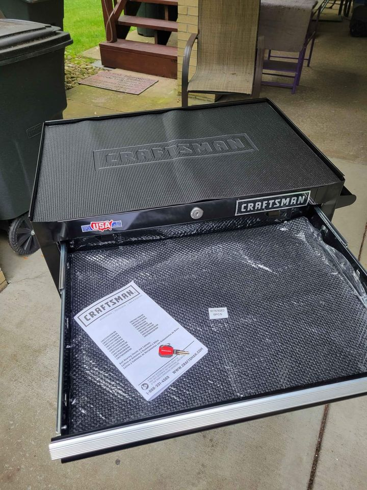 26.5-in W x 34-in H 5-Drawer Steel Rolling Tool Cabinet P68188