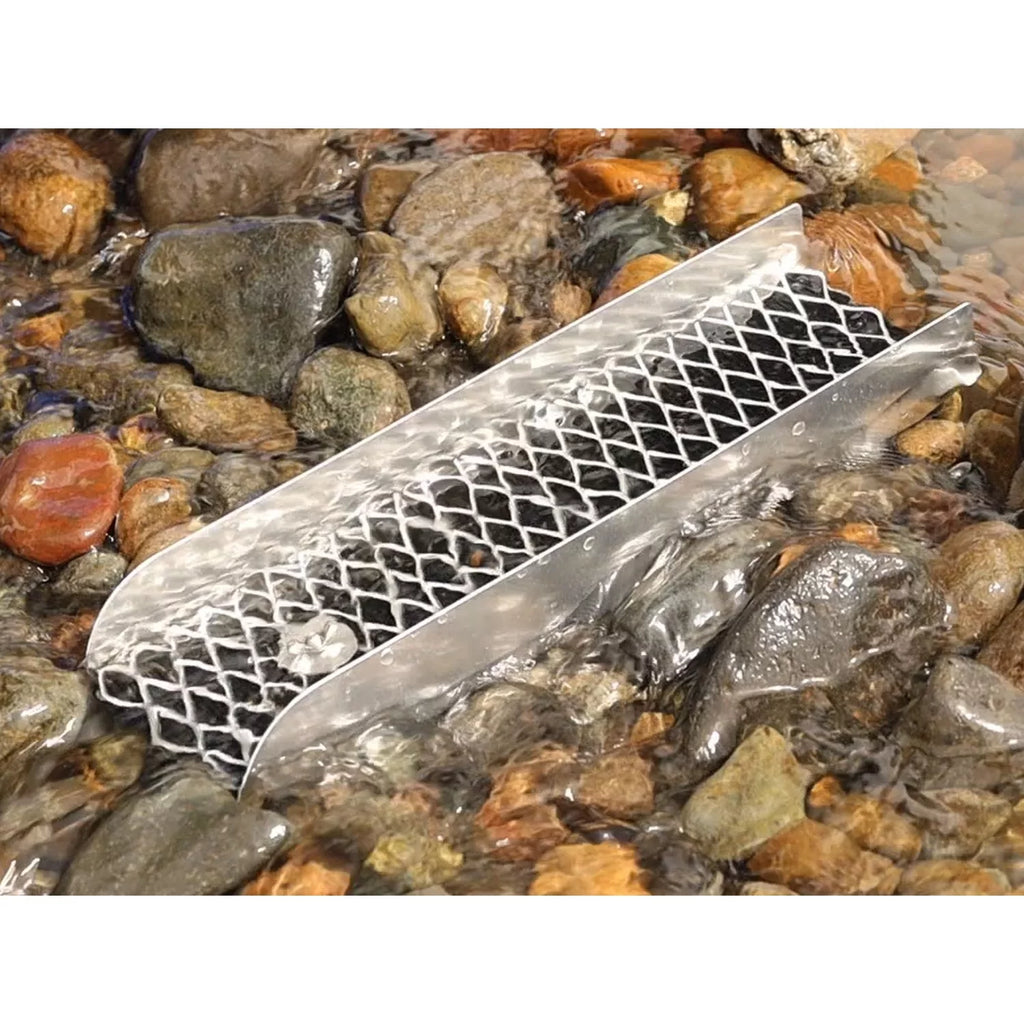 14pc Portable Gold Panning Kit with Backpack and Sluice Box N843