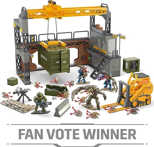 634 Pieces Building Toys Set with 4 Micro Action Figures S5745