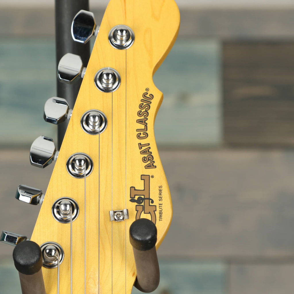 3-Tone Sunburst Semi-Hollow Electric Guitar Q80393
