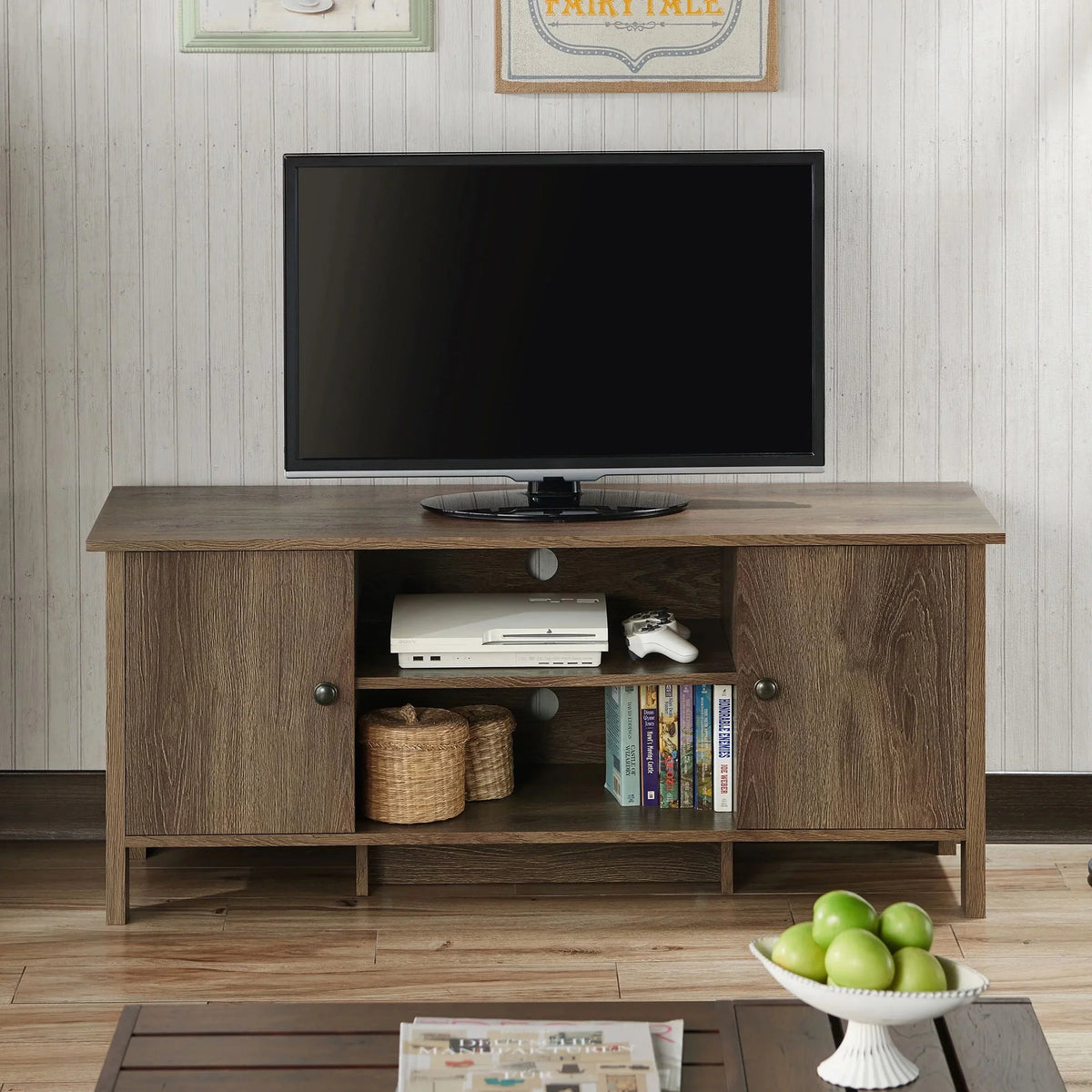 Walnut TV Stand X622
