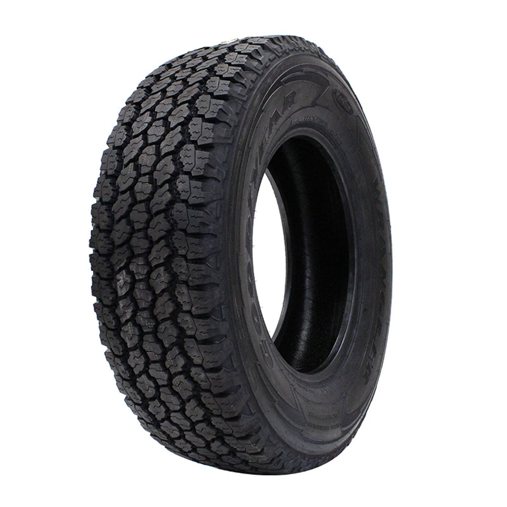 All Terrain 255/70R18 113T Light Truck Tire X62519