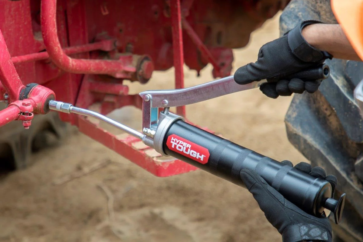 Black Heavy Duty 15 Lever Grease Gun J74802