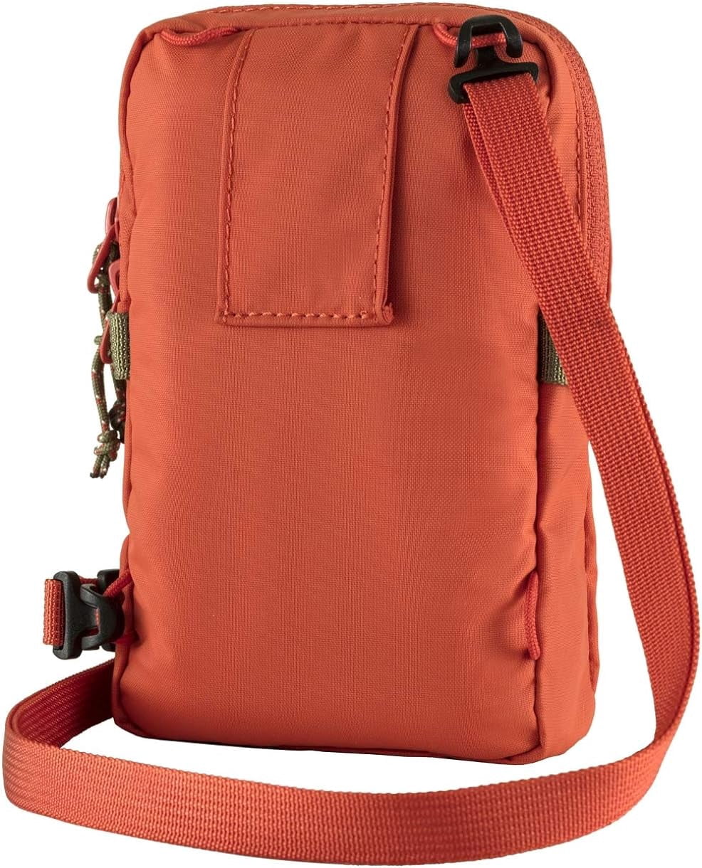 Pocket T666387