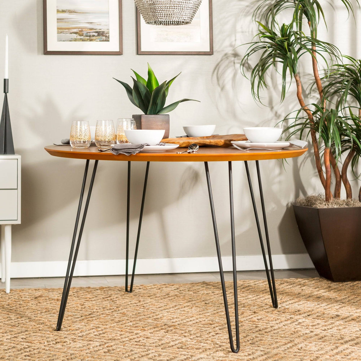 Walnut Round Dining Table Q186826