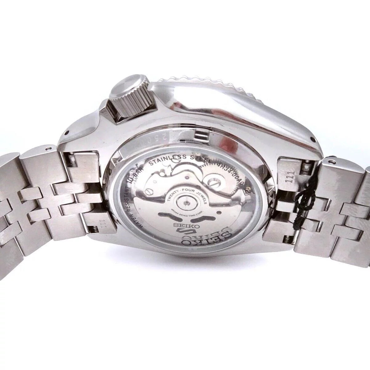 Black and Blue Bezel Watch B677