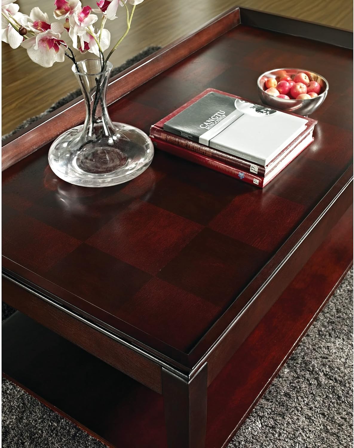 Lift-Top Cocktail Table with Casters O8384