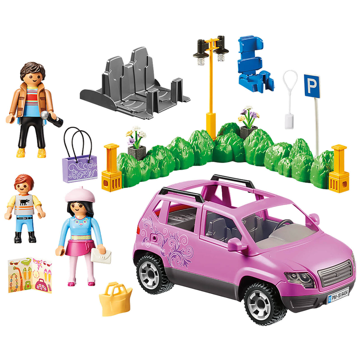 Family Car with Parking Space Y592