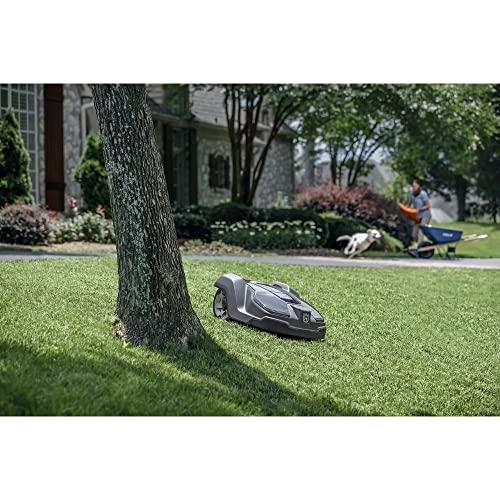 0.5 Acre Wire Free Robotic Lawn Mower with Charging Station D317850