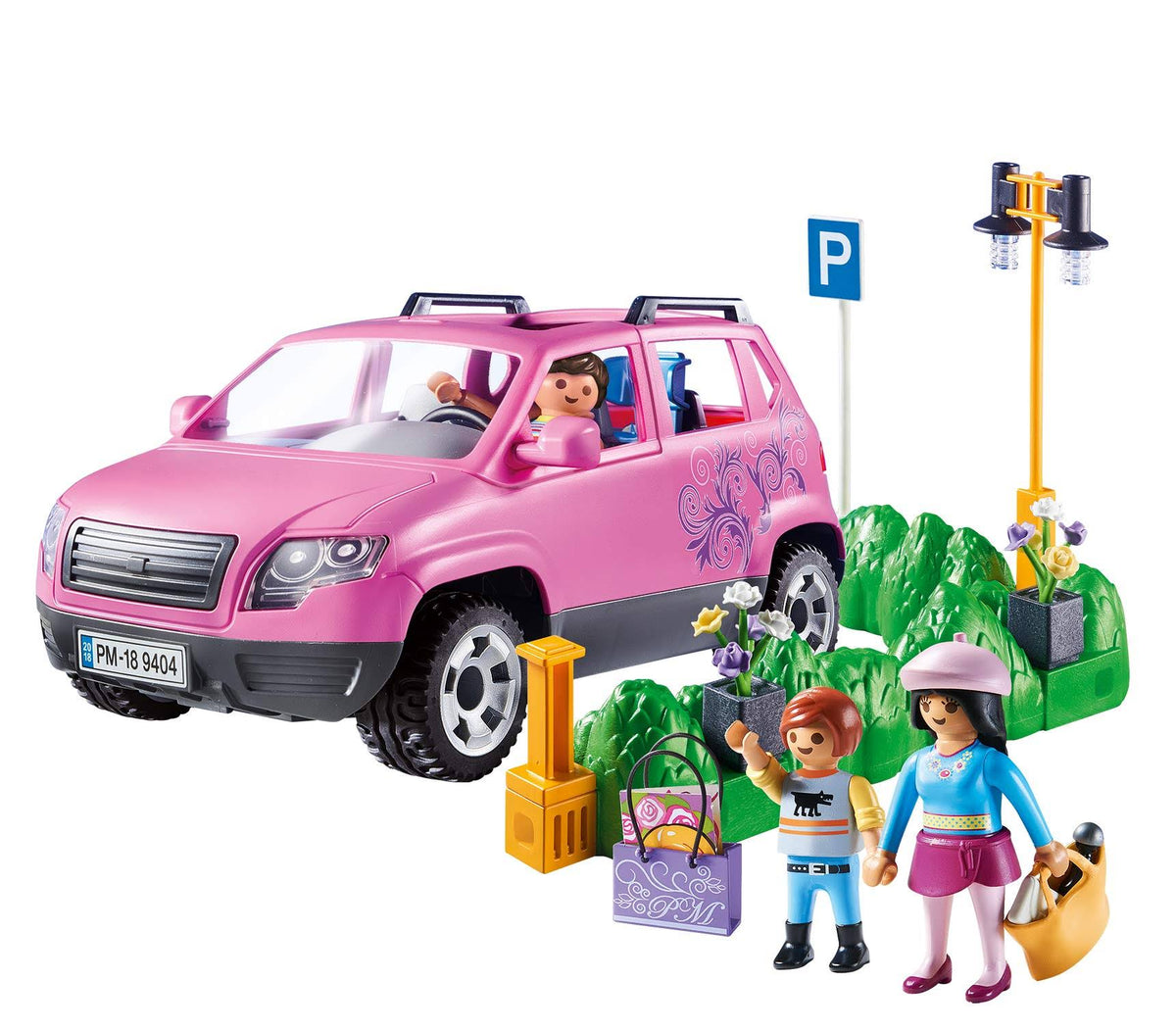 Family Car with Parking Space Y592