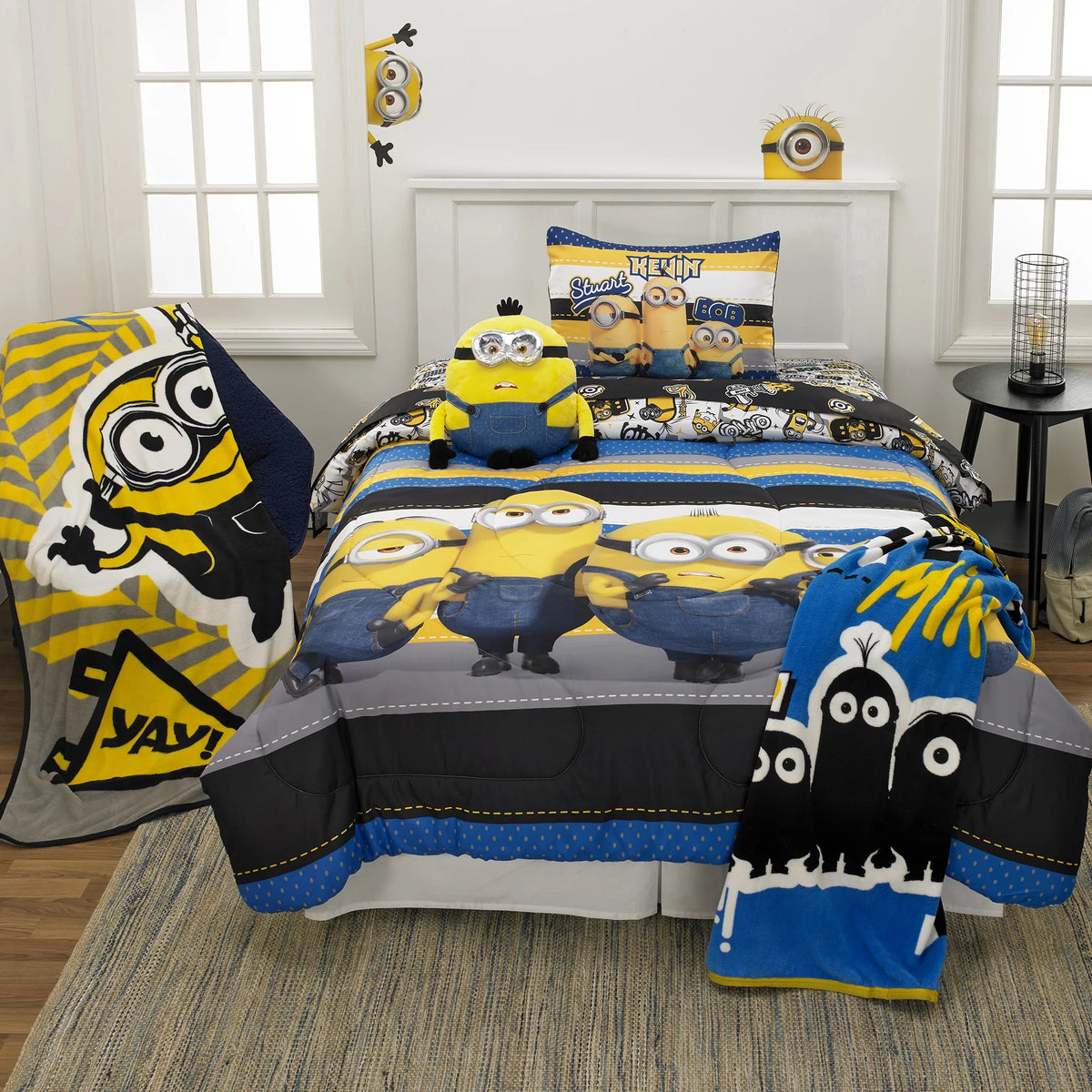 Reversible Blue and Yellow Kids Comforter and Sham Set I7513