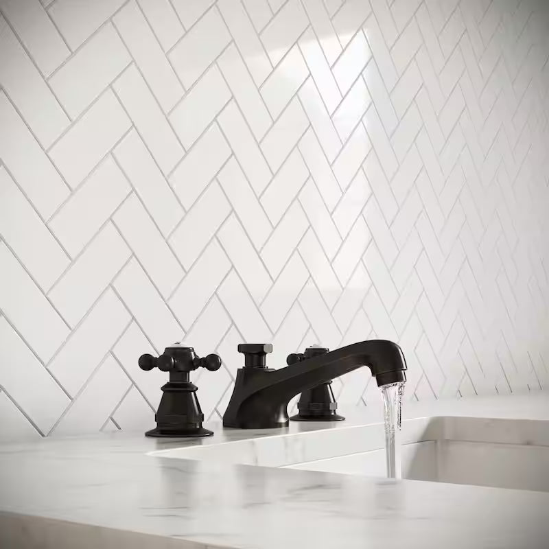 2-Handle Widespread Bathroom Faucet with Pop-Up Drain U699318